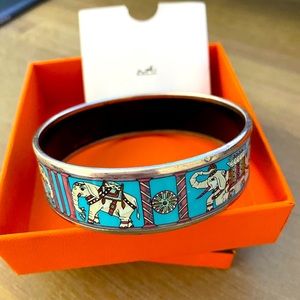 Hermès Elephant Bangle- Printed Enamel, Size L